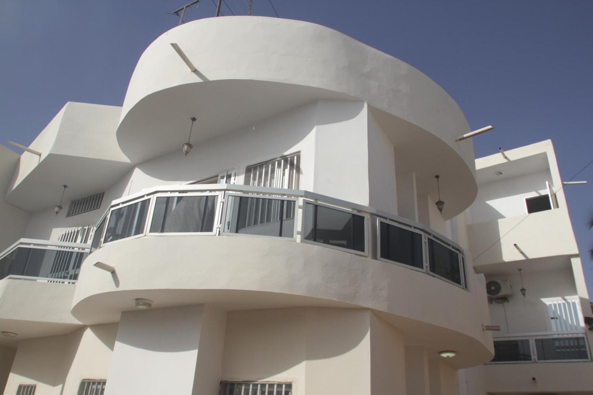 Апартаменты "La Coquille", Joli Loft, Moderne, Propre, Sur Et Calme Au Coeur De Saly Экстерьер фото